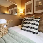 The Observatory By Mia Living 2 Bedroom Apartment Overlooking Swansea Beach With Free Parking