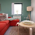 The Observatory By Mia Living 2 Bedroom Apartment Overlooking Swansea Beach With Free Parking