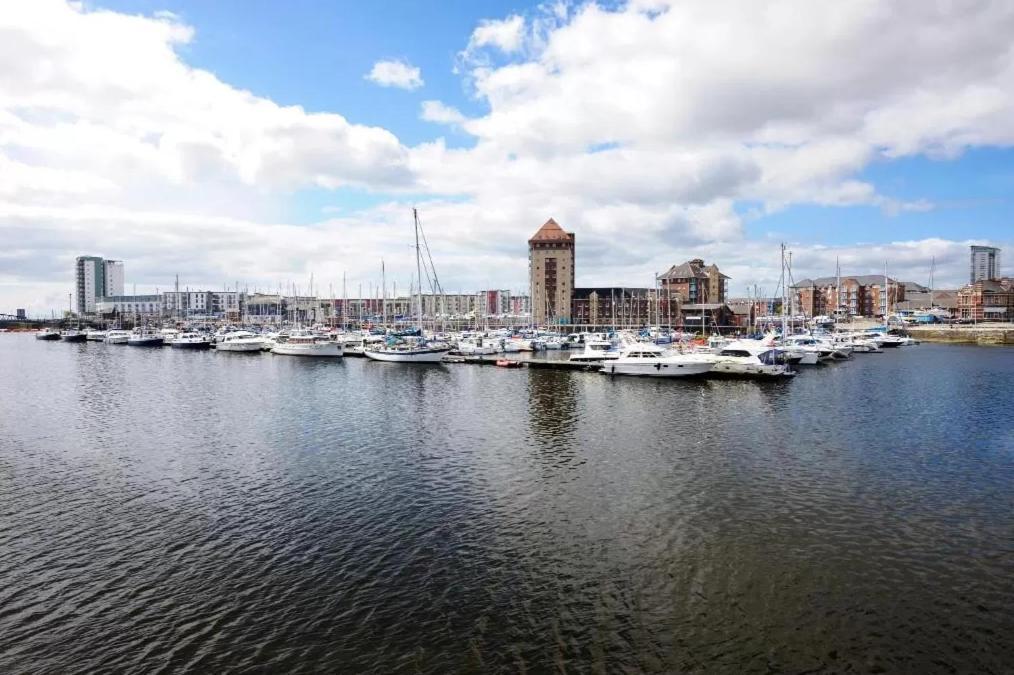 The Observatory By Mia Living 2 Bedroom Overlooking With Free Parking Apartment Swansea