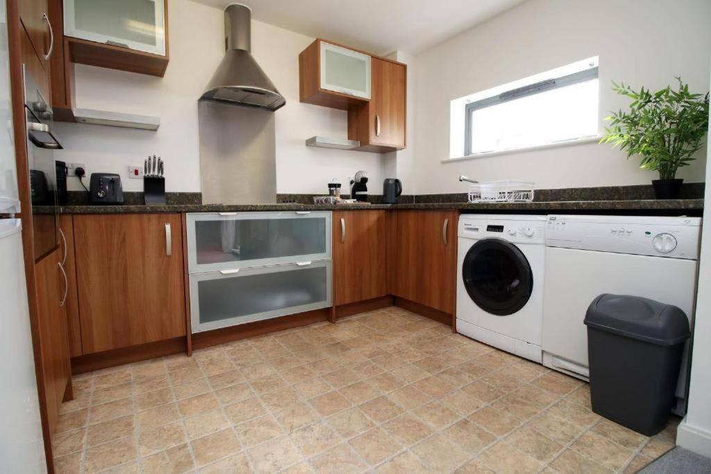 The Observatory By Mia Living 2 Bedroom Overlooking With Free Parking