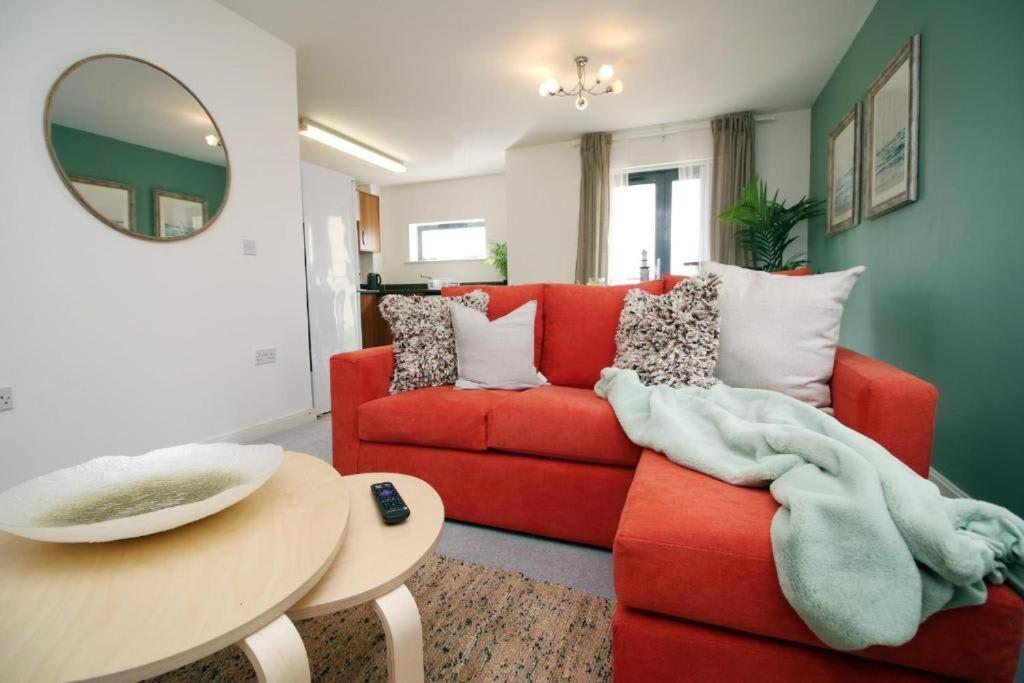 The Observatory By Mia Living 2 Bedroom Overlooking With Free Parking Swansea
