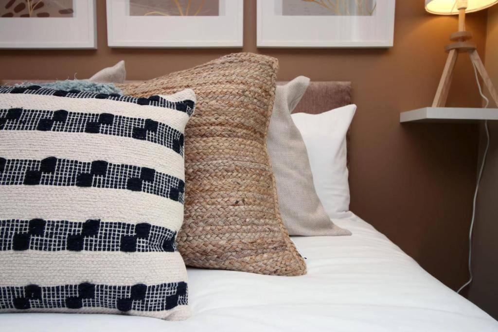 The Observatory By Mia Living 2 Bedroom Overlooking With Free Parking