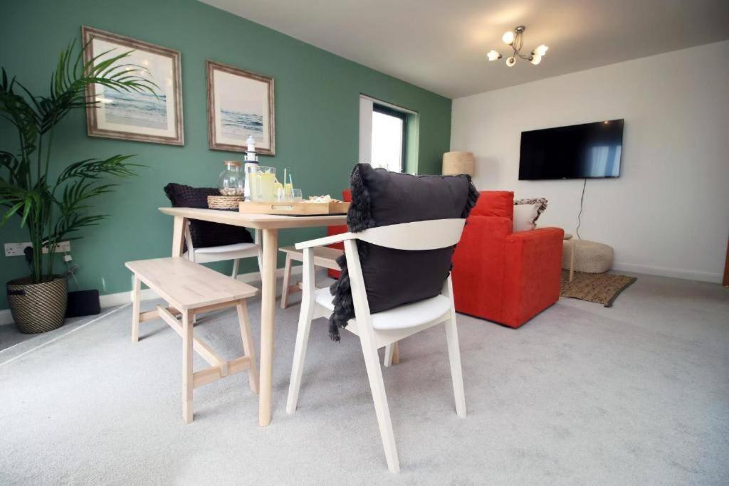 Apartment The Observatory By Mia Living 2 Bedroom Overlooking With Free Parking *